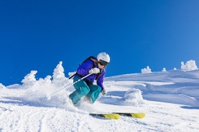 爱游戏在线登录-“跑出速度与激情！SHO-CHAN Run 2025吸引全球目光”